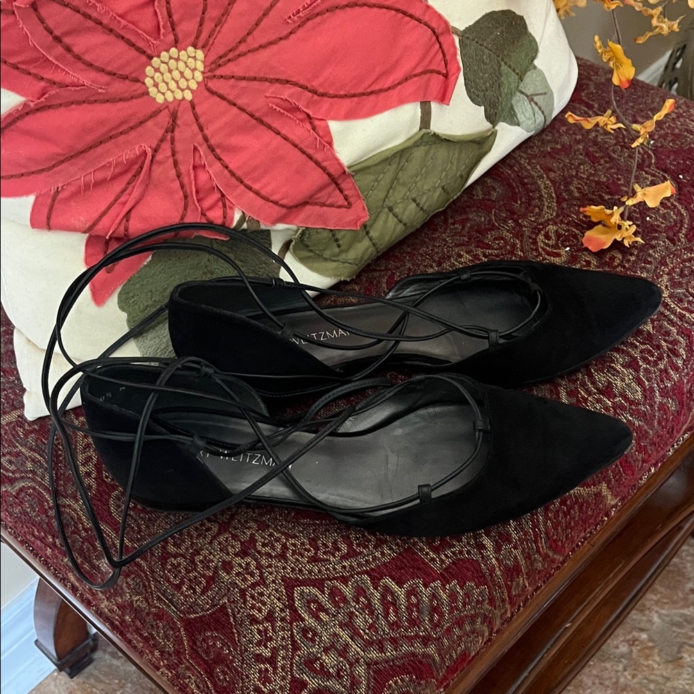 Stuart Weitzman Black Women's Lace-Up Flats